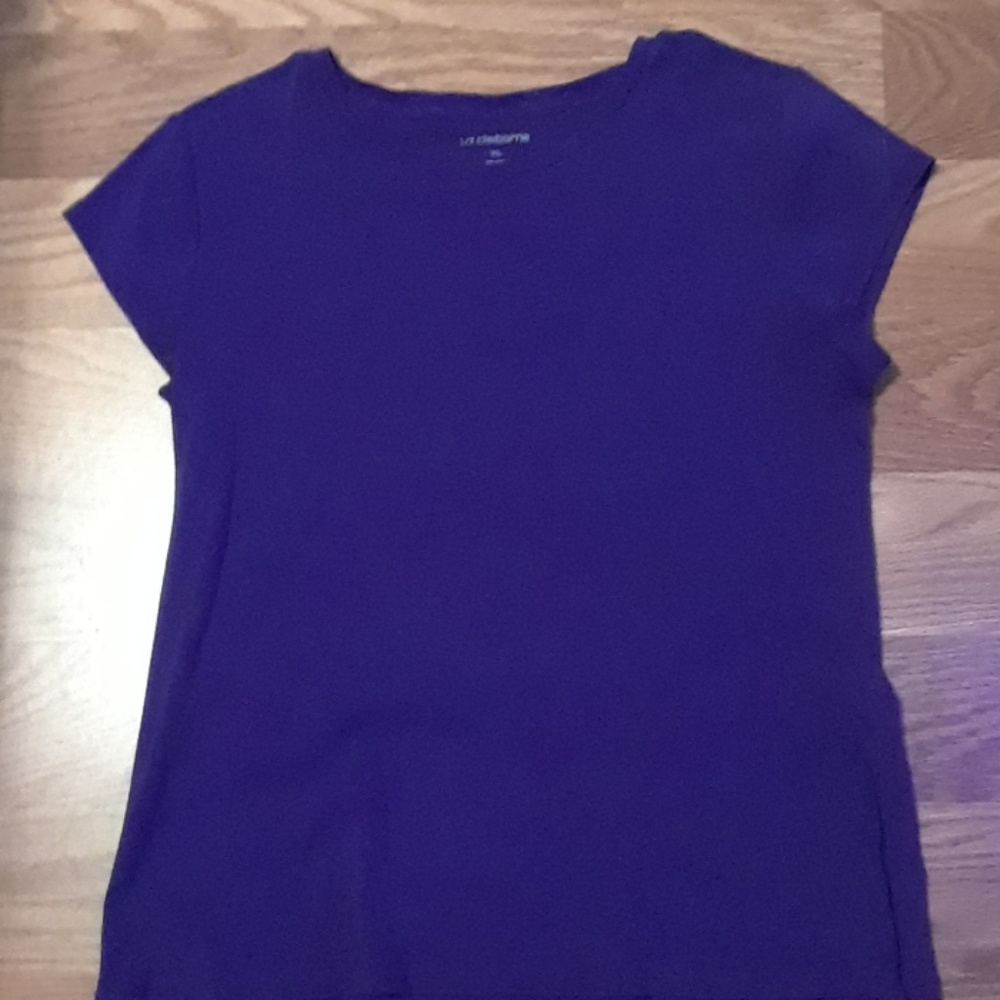Lox Claiborne purple top